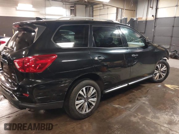 2020 Nissan Pathfinder SL with VIN 5N1DR2CM0LC613395, listed as a IAAI auction lot 41747091 with 82,062 mi miles and . Bid and sale history available at DreamBid. Image 4.
