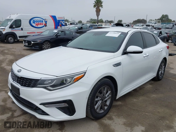 2020 Kia Optima LX z VIN 5XXGT4L3XLG422203, wystawiony jako IAAI lot #42290010 z przebiegiem 38 284 mil mil oraz . Historia ofert i sprzedaży dostępna na DreamBid. Obrazek 2.