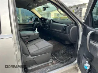 2010 Chevrolet Silverado 1500 LT with VIN 3GCRCSEA5AG185722, listed as a Copart auction lot 89395615 with 190,231 mi miles and Clean Title. Bid and sale history available at DreamBid. Image 5.