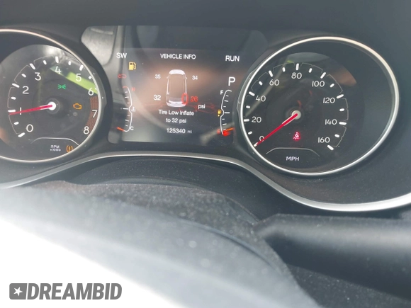 2019 Jeep Compass Latitude z VIN 3C4NJCBB7KT743456, wystawiony jako IAAI lot #41230833 z przebiegiem 125 340 mil mil oraz . Historia ofert i sprzedaży dostępna na DreamBid. Obrazek 7.