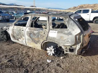 2020 Volvo XC90 Inscription with VIN YV4BR0CL4L1586881, listed as a IAAI auction lot 41437680 with Not Provided miles and . Bid and sale history available at DreamBid. Image 3.