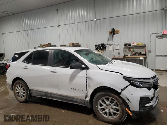 2024 Chevrolet Equinox LS with VIN 3GNAX5EG6RL294367, listed as a Copart auction lot 44461005 with 17,736 mi miles and Salvage Title. Bid and sale history available at carsss.com. Image 4.