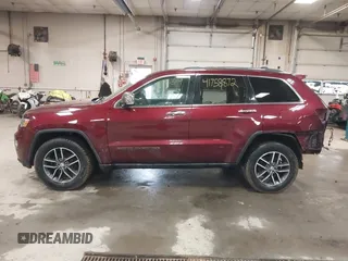 2018 Jeep Grand Cherokee Limited with VIN 1C4RJFBGXJC103685, listed as a IAAI auction lot 41758872 with 61,514 mi miles and . Bid and sale history available at DreamBid. Image 15.