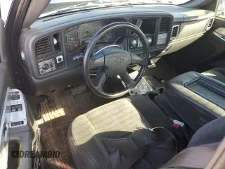 2004 Chevrolet Silverado 1500 LS with VIN 1GCEC14V84Z196019, listed as a Copart auction lot 45602055 with 212,230 mi miles and Salvage Title. Bid and sale history available at carsss.com. Image 8.
