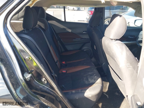 2018 Nissan Kicks SR with VIN 3N1CP5CU2JL511575, listed as a IAAI auction lot 41615315 with 175,722 mi miles. Bid and sale history available at carsss.com. Image 8.