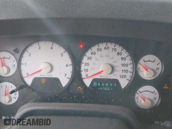 2008 Dodge 1500 SLT with VIN 1D7HU18NX8S585608, listed as a IAAI auction lot 41451689 with 147,661 mi miles and . Bid and sale history available at DreamBid. Image 7.
