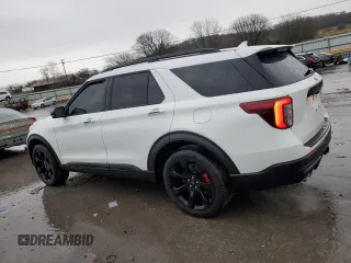 2024 Ford Explorer ST with VIN 1FM5K8GC2RGA44628, listed as a Copart auction lot 85439334 with 7,889 mi miles and Salvage Title. Bid and sale history available at carsss.com. Image 2.
