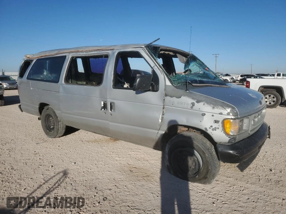 2002 Ford Econoline Passenger XL с VIN 1FBSS31S92HA05274, выставлен на аукционе Copart как лот 85349444 с пробегом 492 474 миль миль и Списание • Salvage title. История ставок и продаж доступна на DreamBid. Изображение 4.