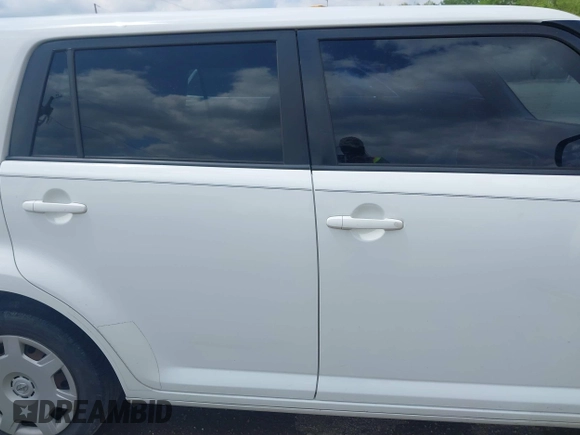 2009 Scion xB z VIN JTLKE50E791072263, wystawiony jako IAAI lot #42199771 z przebiegiem 164 071 mil mil oraz . Historia ofert i sprzedaży dostępna na DreamBid. Obrazek 13.