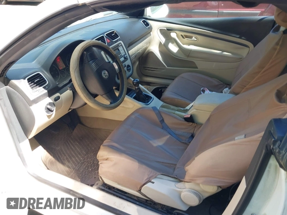 2008 Volkswagen Eos Turbo with VIN WVWAA71F98V040279, listed as a IAAI auction lot 42211570 with 138,453 mi miles and . Bid and sale history available at DreamBid. Image 5.
