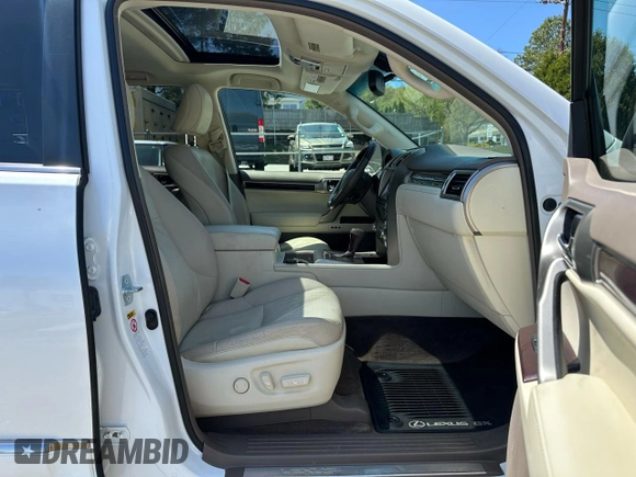 2014 Lexus GX 460 with VIN JTJBM7FX9E5088662, listed as a Copart auction lot 55644145 with 157,598 mi miles and Clean Title. Bid and sale history available at DreamBid. Image 6.