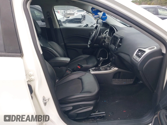 2020 Jeep Compass Latitude with VIN 3C4NJDBB4LT127947, listed as a IAAI auction lot 41968169 with 18,753 mi miles and . Bid and sale history available at DreamBid. Image 5.