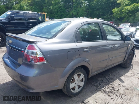 2007 Chevrolet Aveo LS z VIN KL1TD56687B061158, wystawiony jako IAAI lot #42360261 z przebiegiem 74 079 mil mil oraz . Historia ofert i sprzedaży dostępna na DreamBid. Obrazek 4.