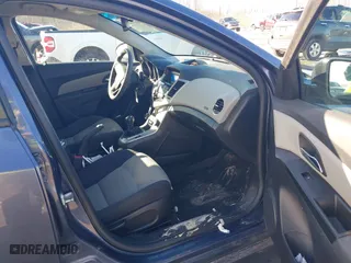 2014 Chevrolet Cruze LS with VIN 1G1PB5SH6E7325770, listed as a IAAI auction lot 41696037 with 114,931 mi miles. Bid and sale history available at carsss.com. Image 5.
