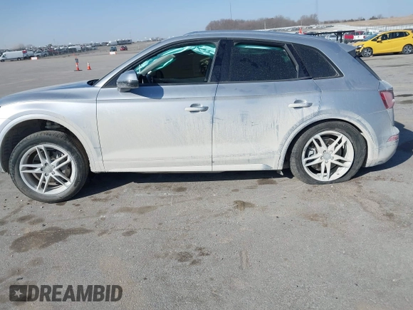 2018 Audi Q5 Premium with VIN WA1ANAFY4J2118996, listed as a IAAI auction lot 41798898 with 136,252 mi miles and . Bid and sale history available at DreamBid. Image 14.