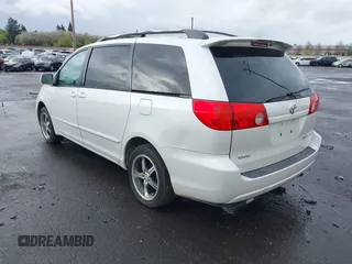 2007 Toyota Sienna XLE with VIN 5TDZK22C67S073269, listed as a IAAI auction lot 41979071 with 311,994 mi miles and . Bid and sale history available at DreamBid. Image 3.