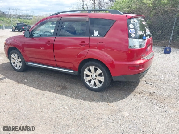 2011 Mitsubishi Outlander SE with VIN JA4AS3AW8BU008159, listed as a IAAI auction lot 42059678 with 106,690 mi miles. Bid and sale history available at carsss.com. Image 3.