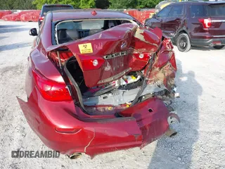2015 Infiniti Q50 Premium with VIN JN1BV7AR3FM396669, listed as a IAAI auction lot 42007221 with 185,175 mi miles. Bid and sale history available at carsss.com. Image 6.