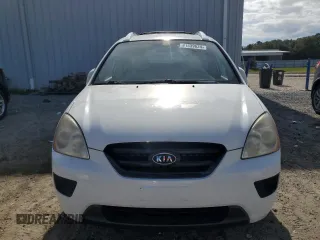 2007 Kia Rondo LX with VIN KNAFG525877088869, listed as a Copart auction lot 81539624 with 136,588 mi miles and Clean Title. Bid and sale history available at carsss.com. Image 5.