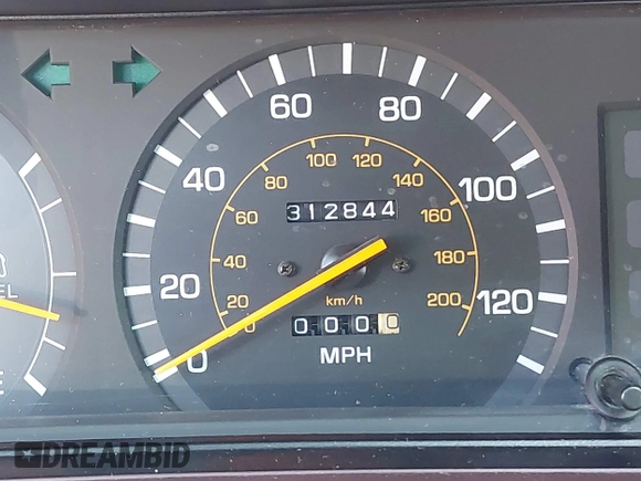 1989 Toyota Camry DLX с VIN 4T1SV21E9KU059104, выставлен на аукционе IAAI как лот 41014925 с пробегом 312 844 миль миль и . История ставок и продаж доступна на DreamBid. Изображение 15.