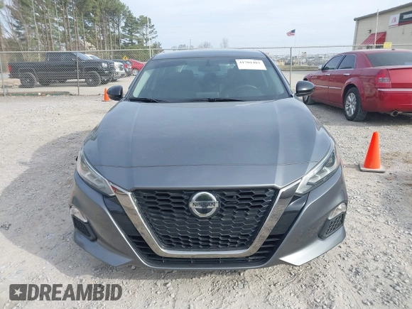 2019 Nissan Altima 2.5 SR with VIN 1N4BL4CV4KC187510, listed as a IAAI auction lot 41701483 with 101,165 mi miles. Bid and sale history available at carsss.com. Image 12.