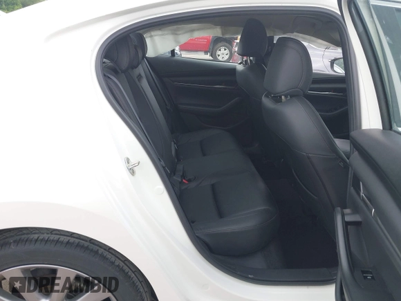 2020 Mazda 3 Select with VIN JM1BPACL1L1171032, listed as a IAAI auction lot 42366156 with 94,055 mi miles and . Bid and sale history available at DreamBid. Image 8.