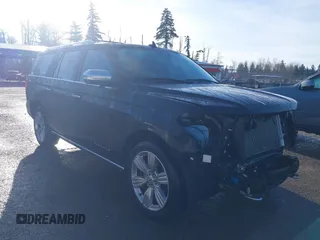 2023 Ford Expedition z VIN 1FMJK1M82PEA46362, wystawiony jako IAAI lot #41862368 z przebiegiem 20 446 mil mil oraz . Historia ofert i sprzedaży dostępna na DreamBid. Obrazek 1.