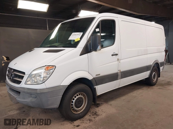 2011 Mercedes-Benz Sprinter Cargo with VIN WD3PE7CC6B5586380, listed as a IAAI auction lot 42162152 with 184,199 mi miles. Bid and sale history available at carsss.com. Image 18.