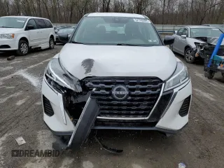 2022 Nissan Kicks S z VIN 3N1CP5BVXNL527040, wystawiony jako Copart lot #52746965 z przebiegiem 93 918 mil mil oraz Czysty tytuł • Clean title. Historia ofert i sprzedaży dostępna na DreamBid. Obrazek 5.