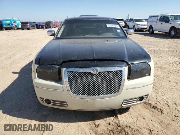 2005 Chrysler 300 with VIN 2C3AA53G55H182941, listed as a Copart auction lot 67077814 with 152,446 mi miles and Salvage Title. Bid and sale history available at carsss.com. Image 5.