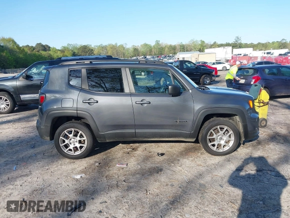 2022 Jeep Renegade Latitude with VIN ZACNJDB14NPN78441, listed as a IAAI auction lot 41997658 with 48,029 mi miles and . Bid and sale history available at DreamBid. Image 13.
