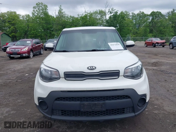 2019 Kia Soul z VIN KNDJN2A20K7656081, wystawiony jako IAAI lot #42272939 z przebiegiem 140 223 mil mil oraz . Historia ofert i sprzedaży dostępna na DreamBid. Obrazek 6.