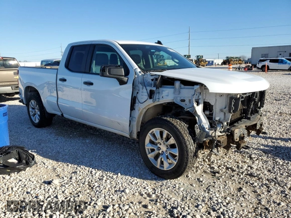 2020 Chevrolet Silverado 1500 Custom with VIN 1GCRWBEH9LZ336147, listed as a Copart auction lot 42966205 with 152,676 mi miles and Salvage Title. Bid and sale history available at carsss.com. Image 4.