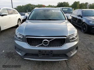 2019 Volvo XC40 Momentum with VIN YV4162UK6K2060492, listed as a Copart auction lot 69605803 with 73,391 mi miles. Bid and sale history available at carsss.com. Image 5.