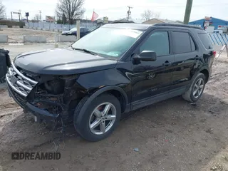 2018 Ford Explorer z VIN 1FM5K7B89JGA96212, wystawiony jako IAAI lot #41849563 z przebiegiem 122 969 mil mil oraz . Historia ofert i sprzedaży dostępna na DreamBid. Obrazek 2.