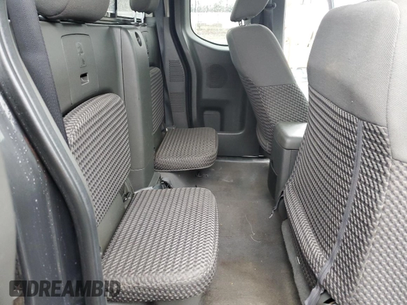 2015 Nissan Frontier SV z VIN 1N6AD0CW0FN737331, wystawiony jako Copart lot #84547974 z przebiegiem 183 064 mil mil oraz Szkoda całkowita • Salvage title. Historia ofert i sprzedaży dostępna na DreamBid. Obrazek 10.
