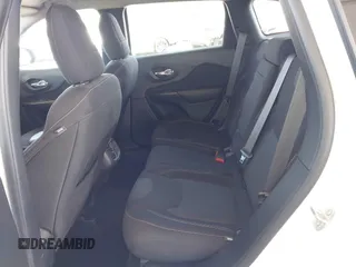 2017 Jeep Cherokee Latitude with VIN 1C4PJLCB3HW516971, listed as a IAAI auction lot 42489832 with 43,304 mi miles and . Bid and sale history available at DreamBid. Image 8.