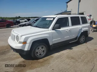 2016 Jeep Patriot Sport with VIN 1C4NJPBA4GD525860, listed as a Copart auction lot 52752645 with 120,871 mi miles and Salvage Title. Bid and sale history available at carsss.com. Image 1.