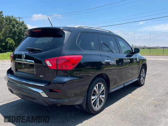 2017 Nissan Pathfinder SV z VIN 5N1DR2MN7HC694474, wystawiony jako Copart lot #59940715 z przebiegiem 136 706 mil mil oraz Czysty tytuł • Clean title. Historia ofert i sprzedaży dostępna na DreamBid. Obrazek 4.