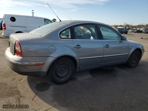 2002 Volkswagen Passat GLS with VIN WVWPD63B32P436516, listed as a Copart auction lot 78527334 with 194,069 mi miles and Salvage Title. Bid and sale history available at carsss.com. Image 3.