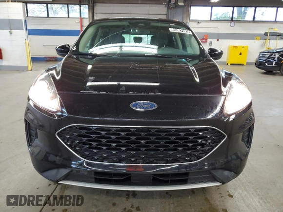 2020 Ford Escape SE z VIN 1FMCU9G66LUB86586, wystawiony jako Copart lot #65367025 z przebiegiem 109 954 mil mil oraz Czysty tytuł • Clean title. Historia ofert i sprzedaży dostępna na DreamBid. Obrazek 5.