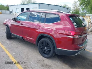 2018 Volkswagen Atlas SEL with VIN 1V2MR2CA3JC569544, listed as a IAAI auction lot 42271392 with 123,960 mi miles and . Bid and sale history available at DreamBid. Image 3.