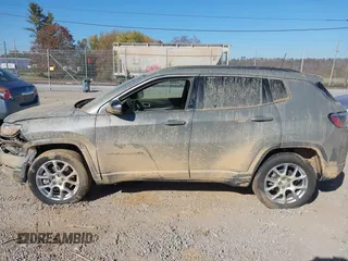 2023 Jeep Compass Latitude Lux with VIN 3C4NJDFN4PT521619, listed as a IAAI auction lot 40676656 with Not provided miles and . Bid and sale history available at DreamBid. Image 14.