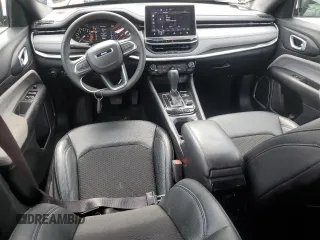 2024 Jeep Compass Latitude с VIN 3C4NJDBN4RT607103, выставлен на аукционе Copart как лот 62374225 с пробегом 30 566 миль миль и Чистый • Clean title. История ставок и продаж доступна на DreamBid. Изображение 8.