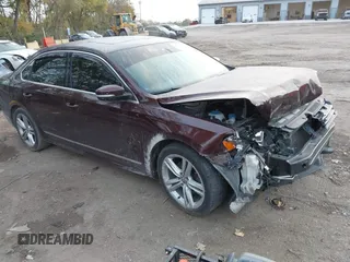 2014 Volkswagen Passat SEL Premium with VIN 1VWCS7A37EC022413, listed as a IAAI auction lot 40597042 with 131,866 mi miles. Bid and sale history available at carsss.com. Image 1.