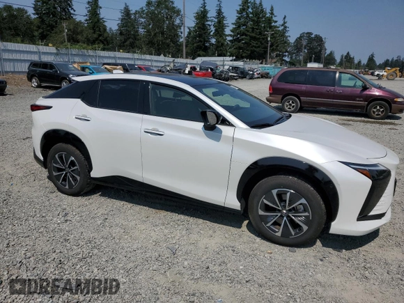 2023 Lexus RZ 450e Premium z VIN JTJAAAAB7PA020545, wystawiony jako Copart lot #66806794 z przebiegiem 7 177 mil mil oraz Szkoda całkowita • Salvage title. Historia ofert i sprzedaży dostępna na DreamBid. Obrazek 4.