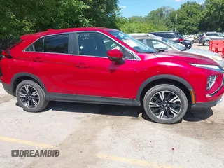 2024 Mitsubishi Eclipse Cross SE z VIN JA4ATWAA7RZ003387, wystawiony jako IAAI lot #42691727 z przebiegiem 40 419 mil mil oraz . Historia ofert i sprzedaży dostępna na DreamBid. Obrazek 13.
