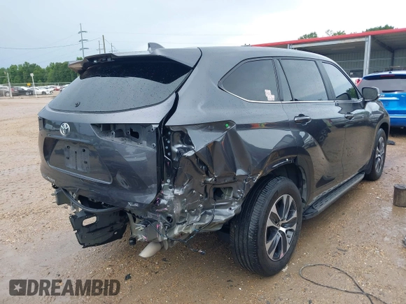 2023 Toyota Highlander L with VIN 5TDKDRAH8PS513610, listed as a IAAI auction lot 42474619 with 39,995 mi miles and . Bid and sale history available at DreamBid. Image 4.