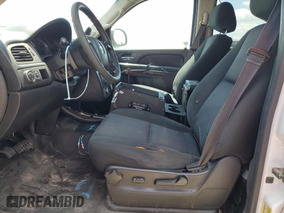 2013 Chevrolet Tahoe Commercial с VIN 1GNLC2E01DR192496, выставлен на аукционе Copart как лот 56243895 с пробегом 129 929 миль миль и Списание • Salvage title. История ставок и продаж доступна на DreamBid. Изображение 7.