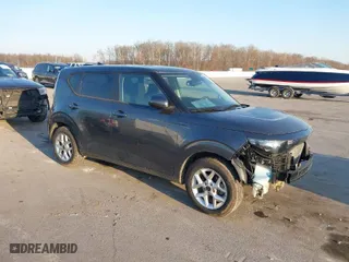 2024 Kia Soul LX with VIN KNDJ23AUXR7914052, listed as a IAAI auction lot 41774414 with 39,835 mi miles. Bid and sale history available at carsss.com. Image 1.